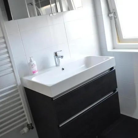 Holiday home Emmastraat Nur 100 Meter Vom In *