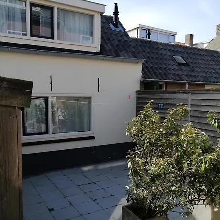 Emmastraat Nur 100 Meter Vom In