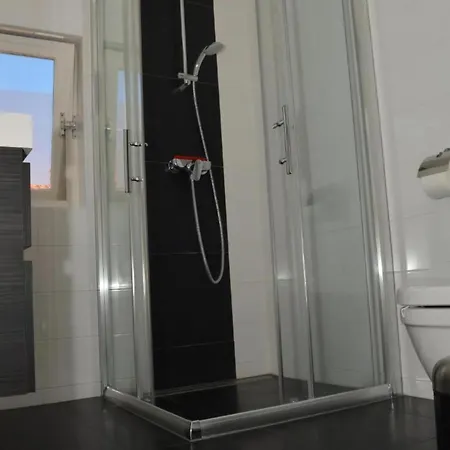 Emmastraat Nur 100 Meter Vom In Holiday home