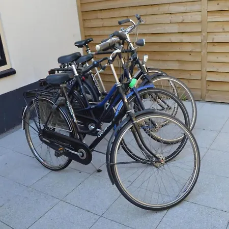 Emmastraat Nur 100 Meter Vom In Holiday home